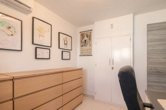 Image No.40-3 Bed Villa for sale