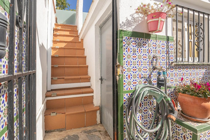 Image No.43-3 Bed Villa for sale