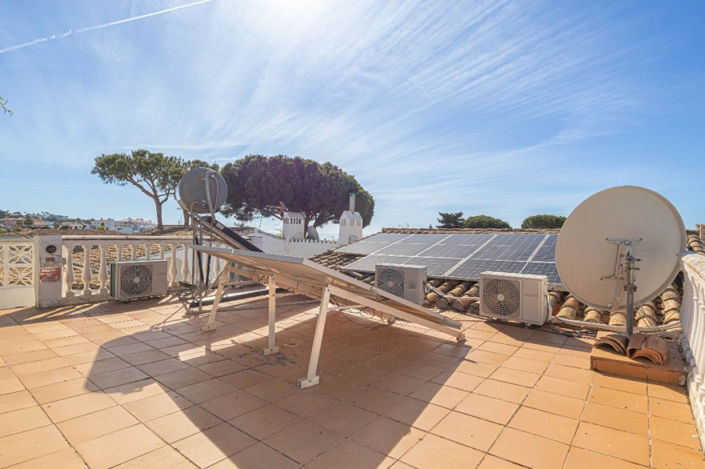 Image No.45-3 Bed Villa for sale