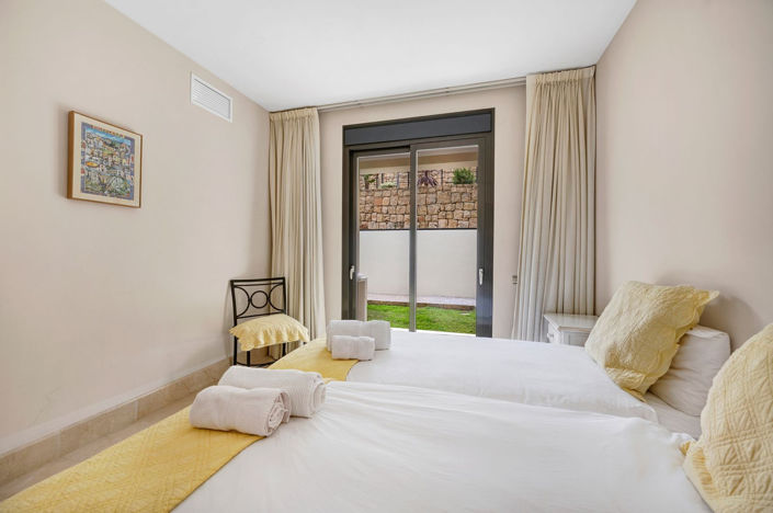 Image No.30-3 Bed Apartment for sale