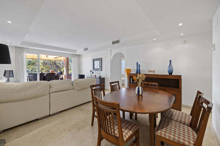 Image No.12-4 Bed Apartment for sale