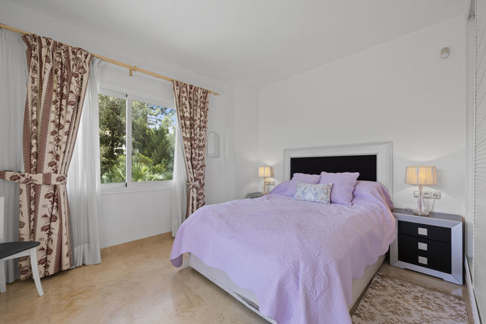 Image No.12-4 Bed Apartment for sale