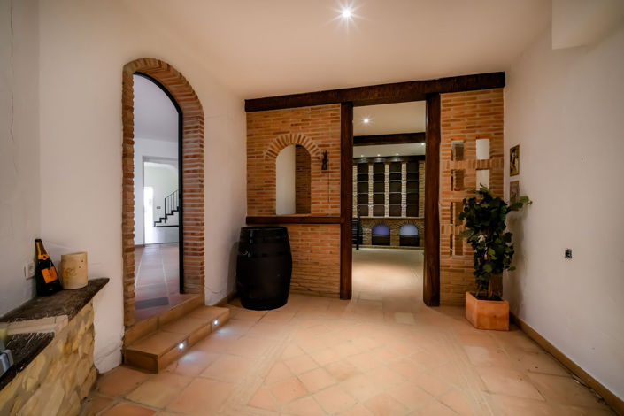 Image No.21-6 Bed Villa for sale