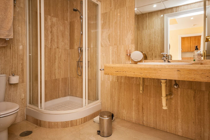 Image No.10-Penthouse de 2 chambres à vendre à Elviria