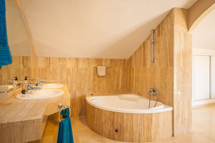 Image No.13-Penthouse de 2 chambres à vendre à Elviria