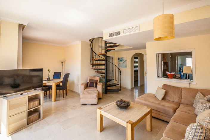 Image No.2-Penthouse de 2 chambres à vendre à Elviria