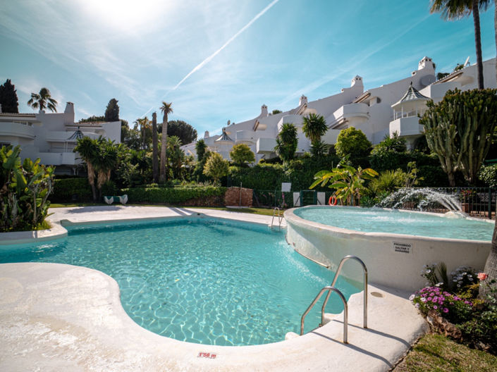 Image No.16-3 Bed Townhouse for sale