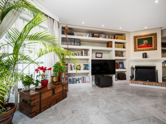 Image No.17-3 Bed Townhouse for sale