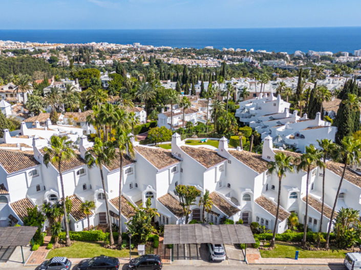 Image No.29-3 Bed Townhouse for sale