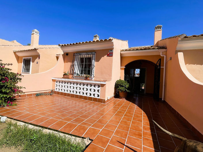 Image No.1-3 Bed Townhouse for sale