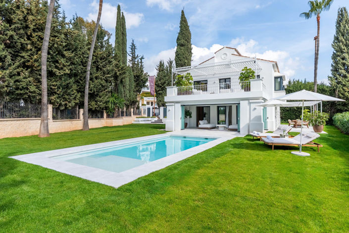 Image No.1-4 Bed Villa for sale