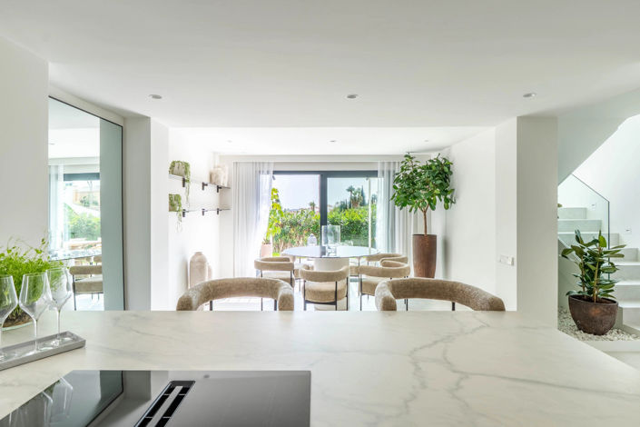 Image No.10-4 Bed Villa for sale