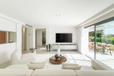 12-53013098fcab6c38b1379cd33298e050