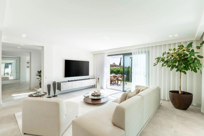 Image No.3-4 Bed Villa for sale