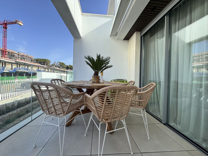 Image No.13-2 Bed Apartment for sale