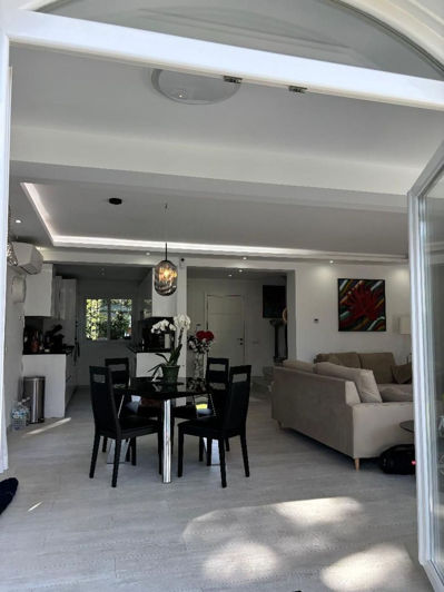 Image No.10-3 Bed Villa for sale