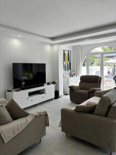 Image No.11-3 Bed Villa for sale