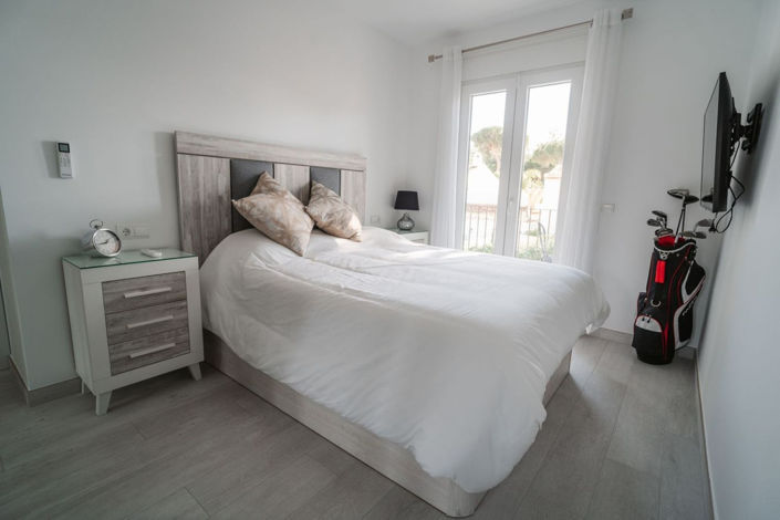 Image No.15-3 Bed Villa for sale