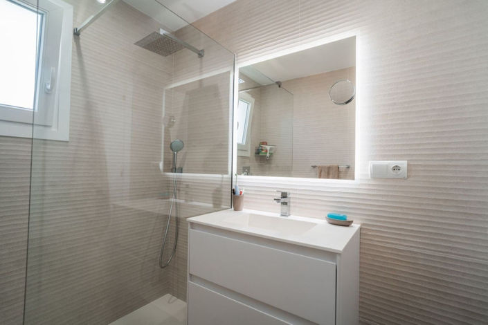 Image No.17-3 Bed Villa for sale