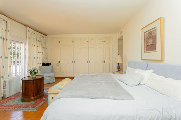 Image No.16-Villa de 8 chambres à vendre à Nueva Andalucia