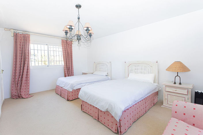 Image No.26-Villa de 8 chambres à vendre à Nueva Andalucia