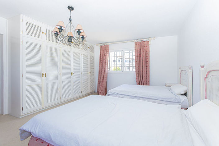 Image No.27-Villa de 8 chambres à vendre à Nueva Andalucia