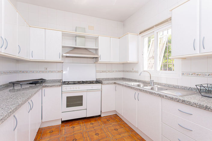 Image No.48-Villa de 8 chambres à vendre à Nueva Andalucia