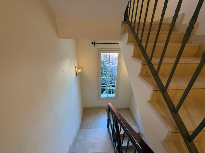 Image No.10-5 Bed Villa for sale