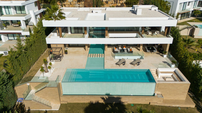 Image No.1-5 Bed Villa for sale