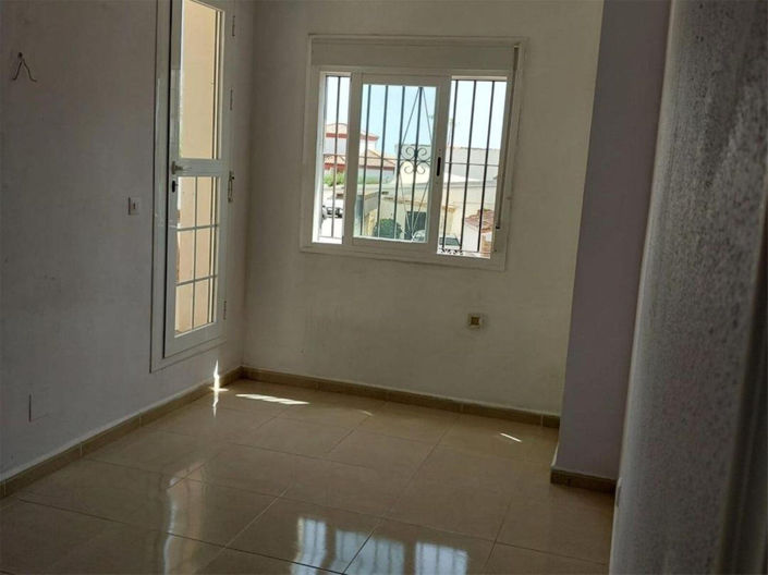 Image No.16-4 Bed Townhouse for sale