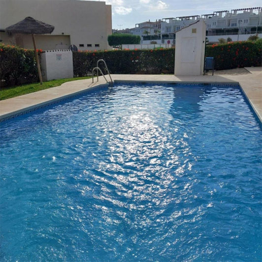 Image No.24-4 Bed Townhouse for sale