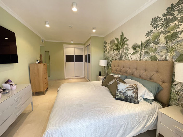 Image No.23-5 Bed Townhouse for sale