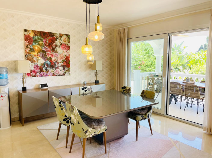 Image No.6-5 Bed Townhouse for sale