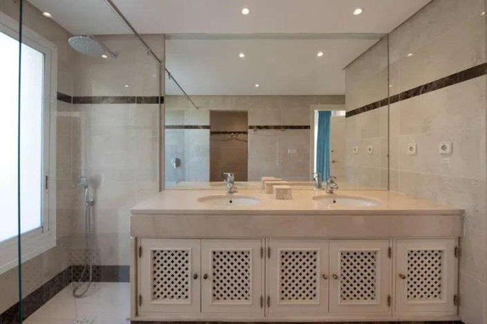 Image No.17-3 Bed Apartment for sale