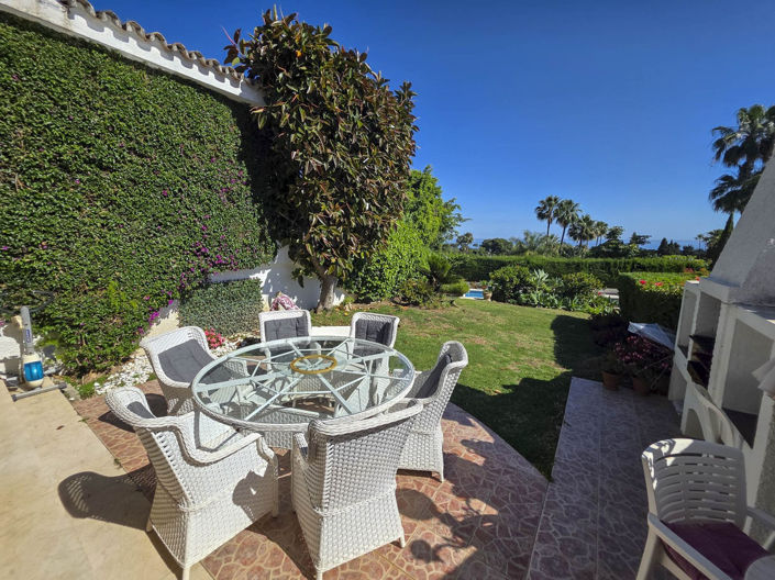 Image No.12-2 Bed Townhouse for sale