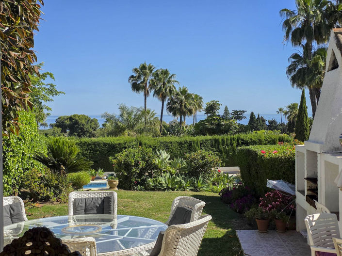 Image No.13-2 Bed Townhouse for sale