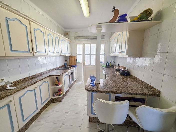 Image No.23-2 Bed Townhouse for sale