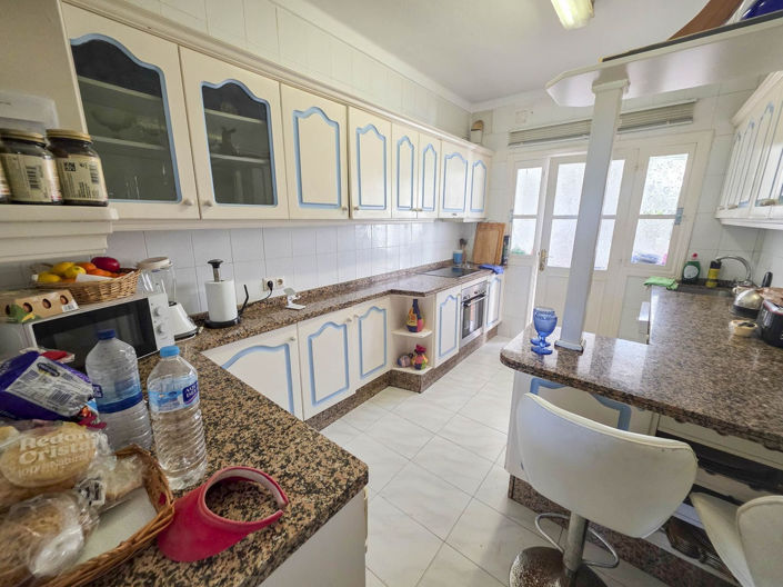 Image No.27-2 Bed Townhouse for sale