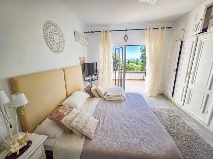 Image No.45-2 Bed Townhouse for sale