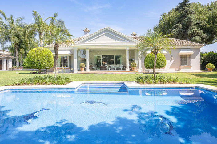 Image No.1-4 Bed Villa for sale