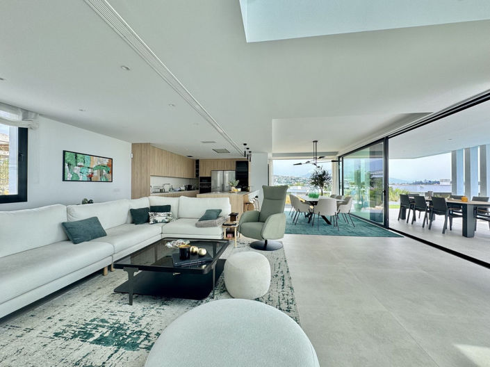 Image No.4-6 Bed Villa for sale