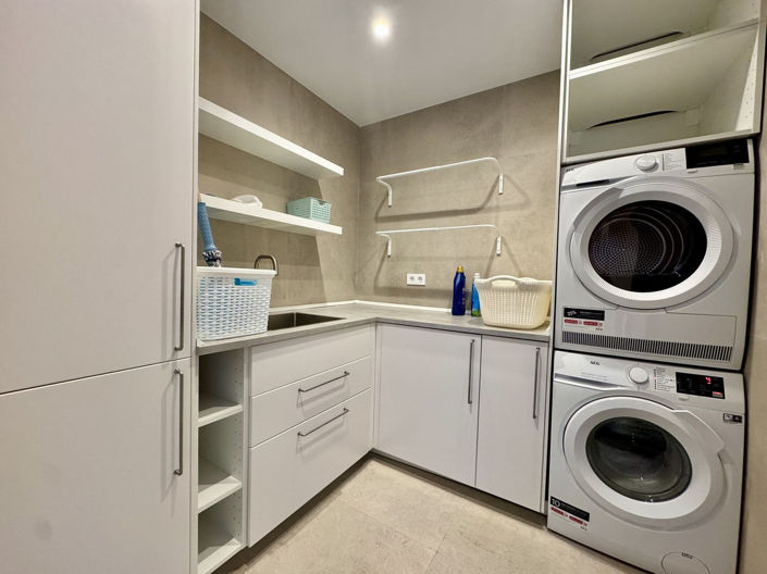 Image No.42-6 Bed Villa for sale