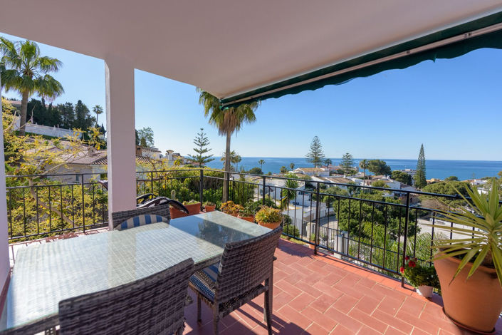 Image No.1-3 Bed Villa for sale