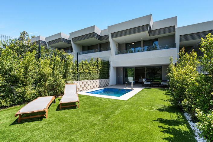Image No.1-3 Bed Townhouse for sale