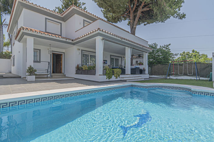 Image No.1-5 Bed Villa for sale
