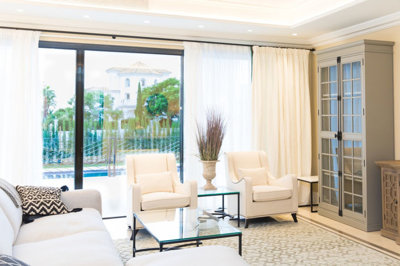 12-53013098fcab6c38b1379cd33298e050