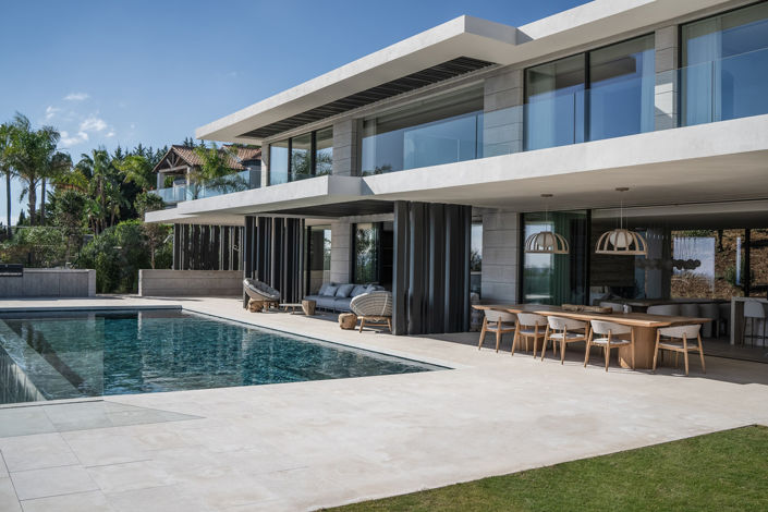 Image No.1-5 Bed Villa for sale