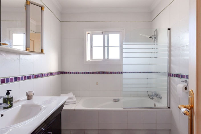 Image No.20-5 Bed Villa for sale