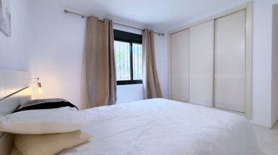 12-53013098fcab6c38b1379cd33298e050