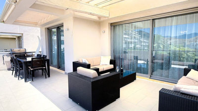 13-5fd73dea700db77384c091ca9818b1a9